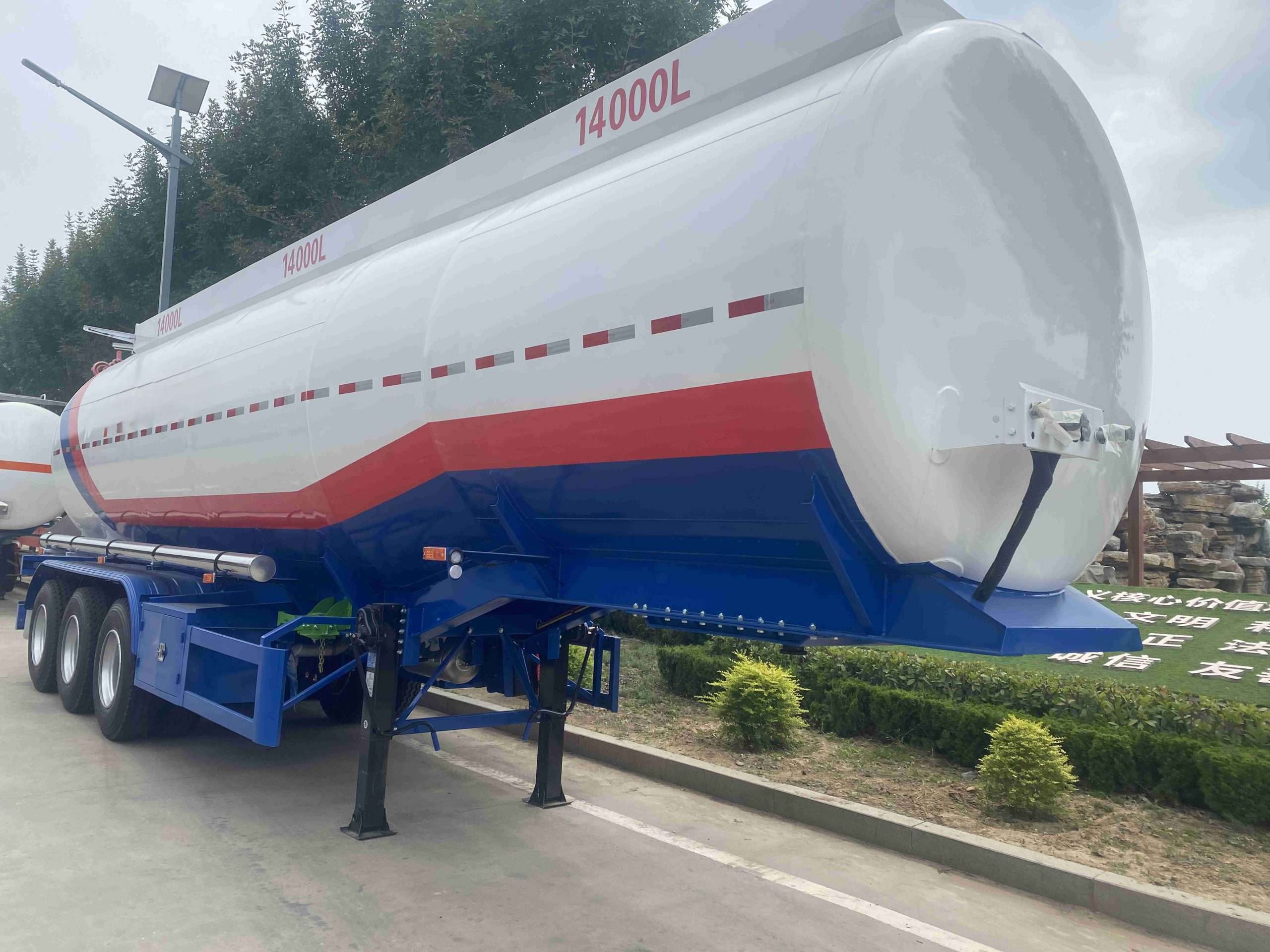 Fuel Tanker Trailer