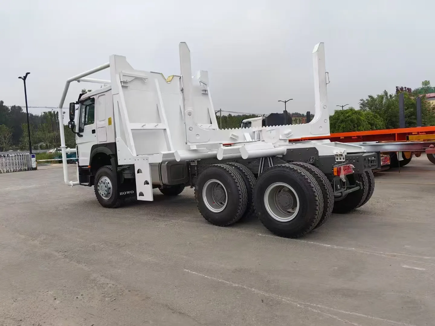 Log Trailer