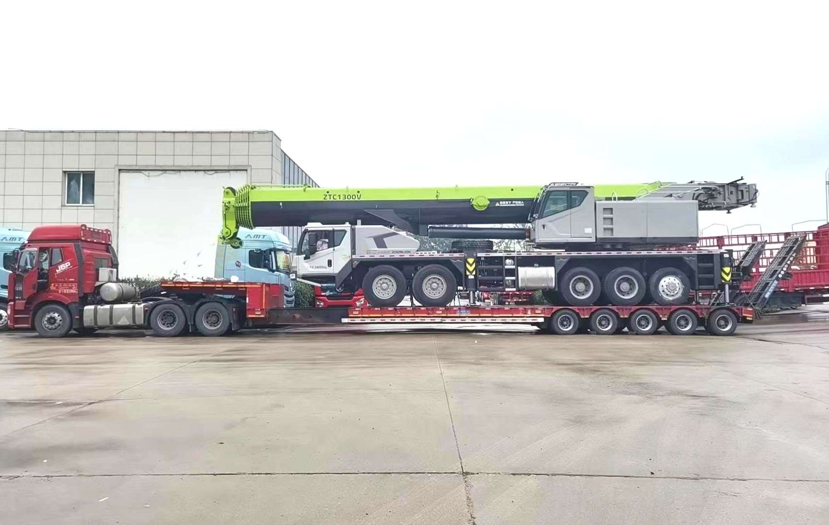 Self-Propelled Modular Trailer (SPMT)